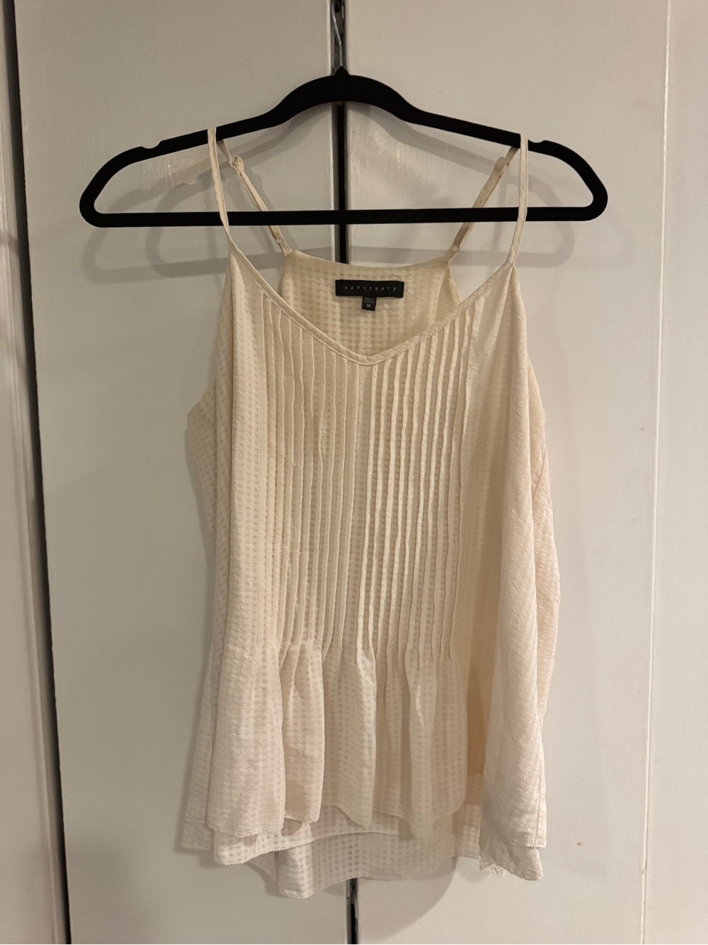Sanctuary Cream Pleated V-Neck Spaghetti Strap Top